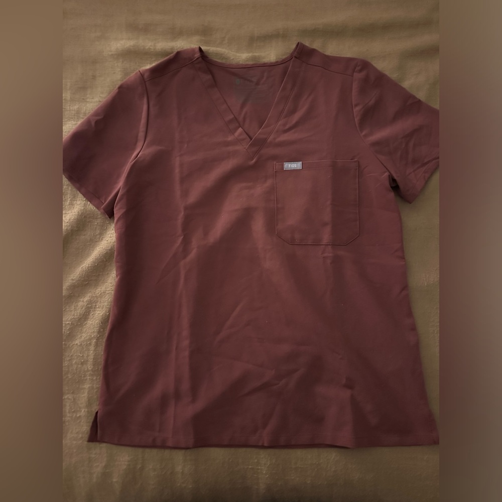 New - Women’s Medium Catarina One-Pocket Figs Scrub Top